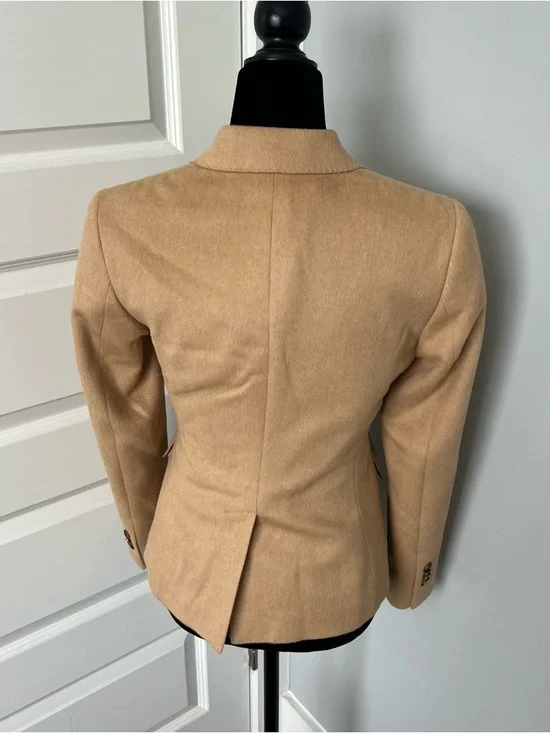 Brooks Brothers "346" Women’s 100% Camel Hair Blazer in 2P (Petite) - Picture 6 of 12